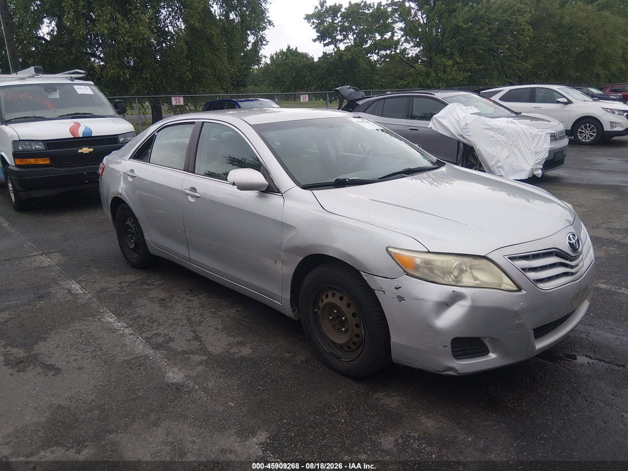 4T1BF3EK2BU****** · 2011 TOYOTA CAMRY LE