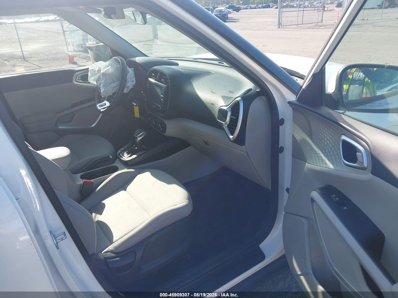 2020 KIA SOUL LX · 5/11