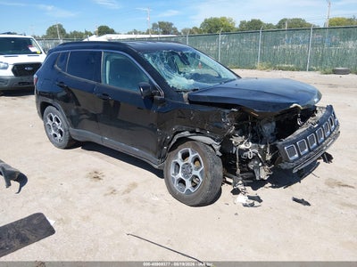 3C4NJCBB1JT****** · 2018 JEEP COMPASS LATITUDE FWD