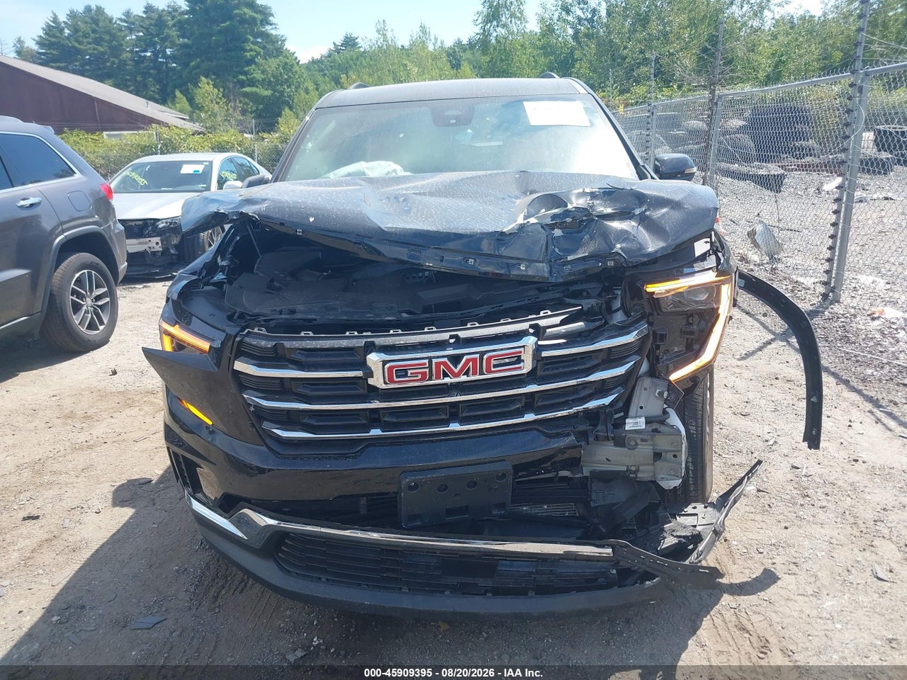 2025 GMC ACADIA AWD ELEVATION · 6/10