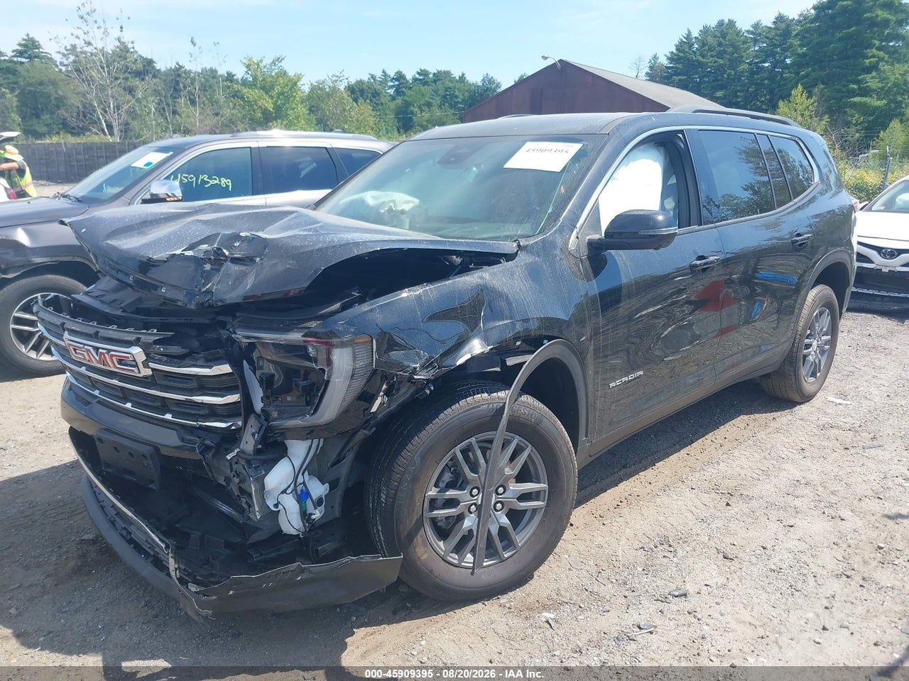 2025 GMC ACADIA AWD ELEVATION · 2/10