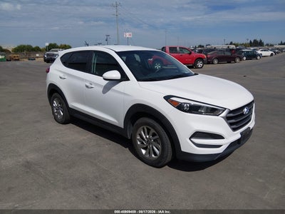 KM8J23A42JU****** · 2018 HYUNDAI TUCSON SE