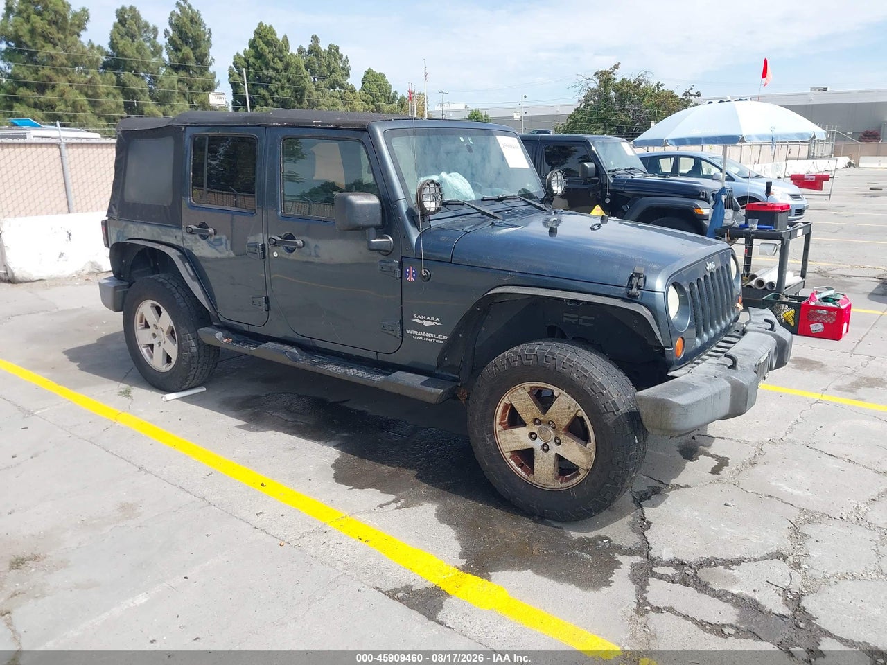1J4GA59127L****** · 2007 JEEP WRANGLER UNLIMITED SAHARA