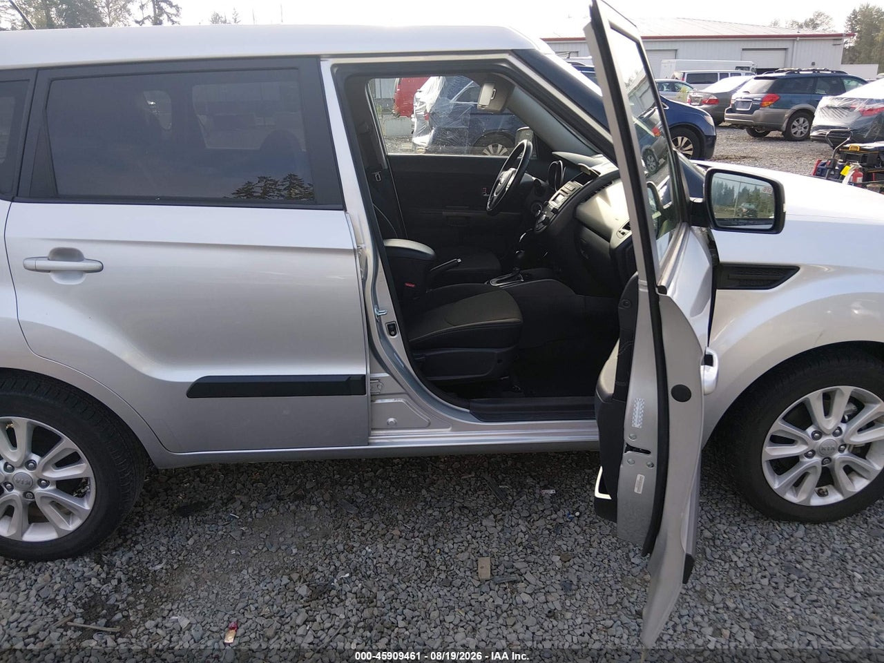 2013 KIA SOUL + · 5/11
