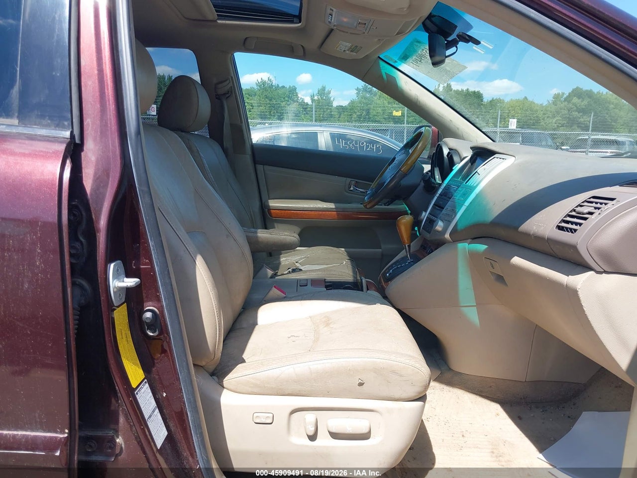 JTJHK31U092****** · 2009 LEXUS RX 350 · 5/11