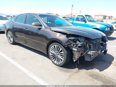 2017 KIA CADENZA LIMITED