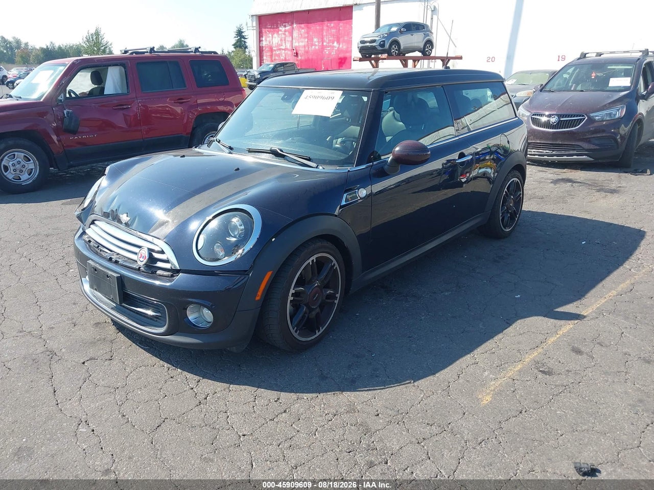 2012 MINI COOPER CLUBMAN   · 2/11