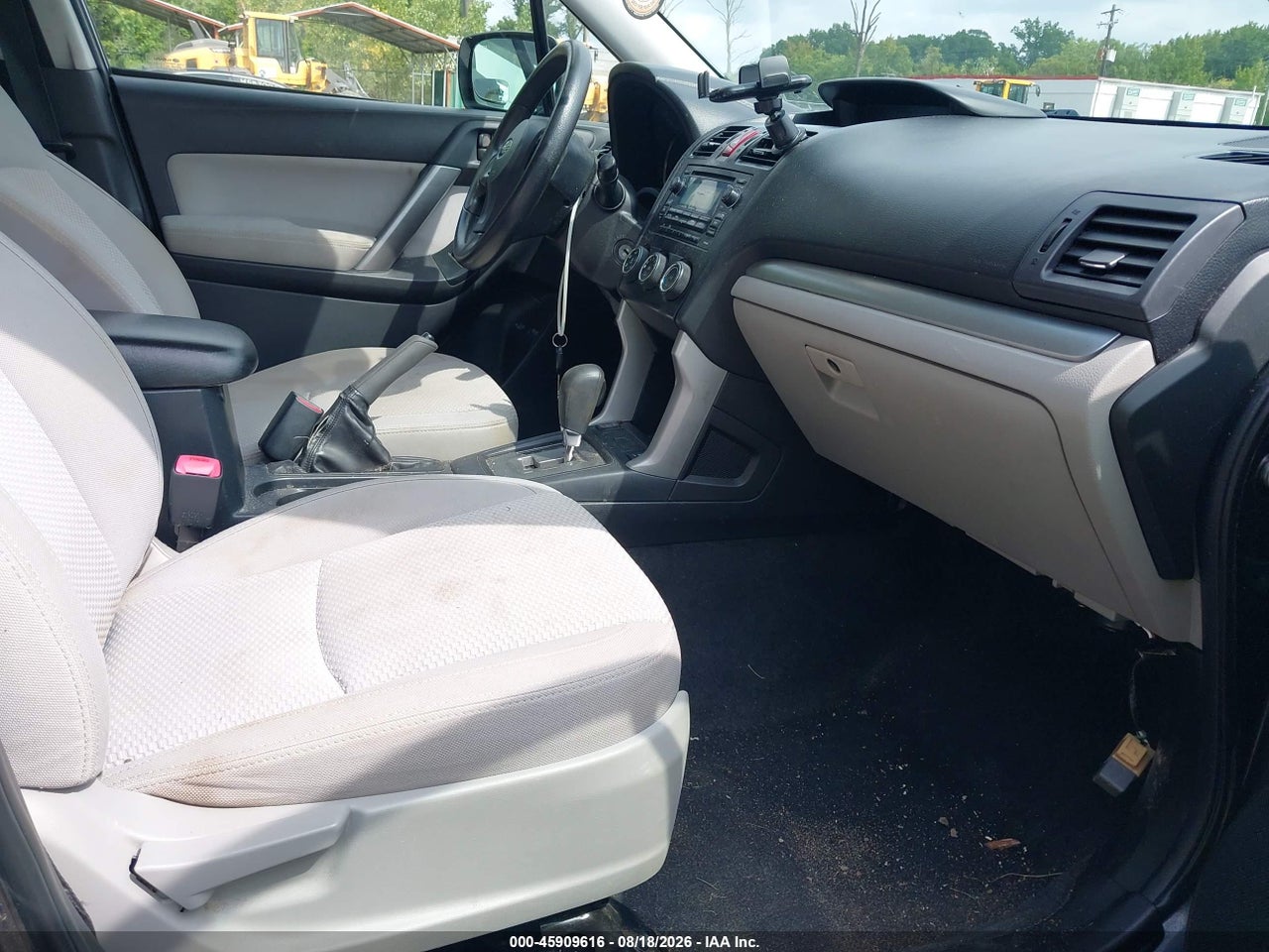 2015 SUBARU FORESTER 2.5I PREMIUM · 5/11