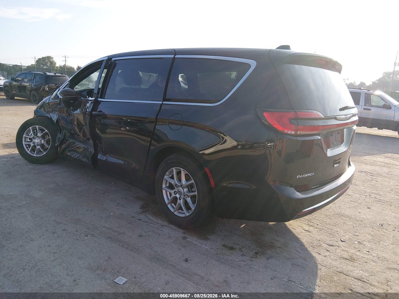 2025 CHRYSLER PACIFICA SELECT · 3/11