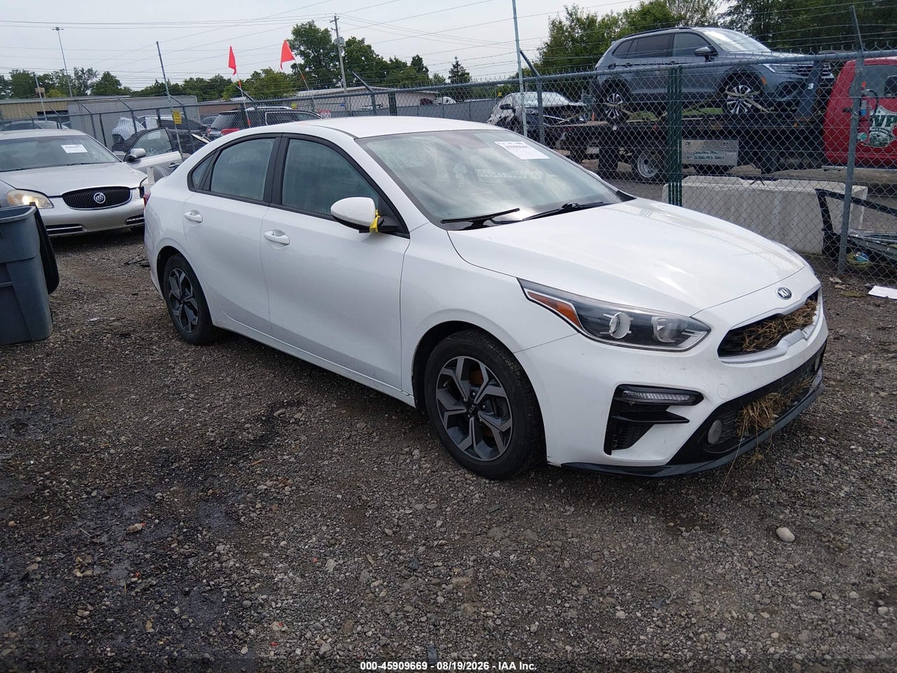 3KPF24AD8ME****** · 2021 KIA FORTE LXS