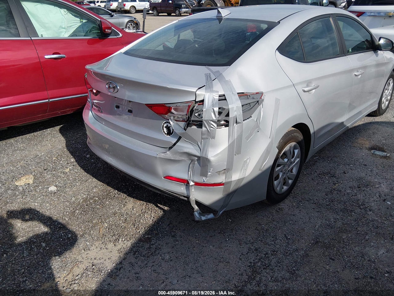 2018 HYUNDAI ELANTRA SE · 6/11