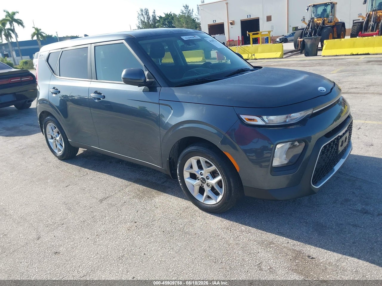 KNDJ23AU3L7****** · 2020 KIA SOUL S