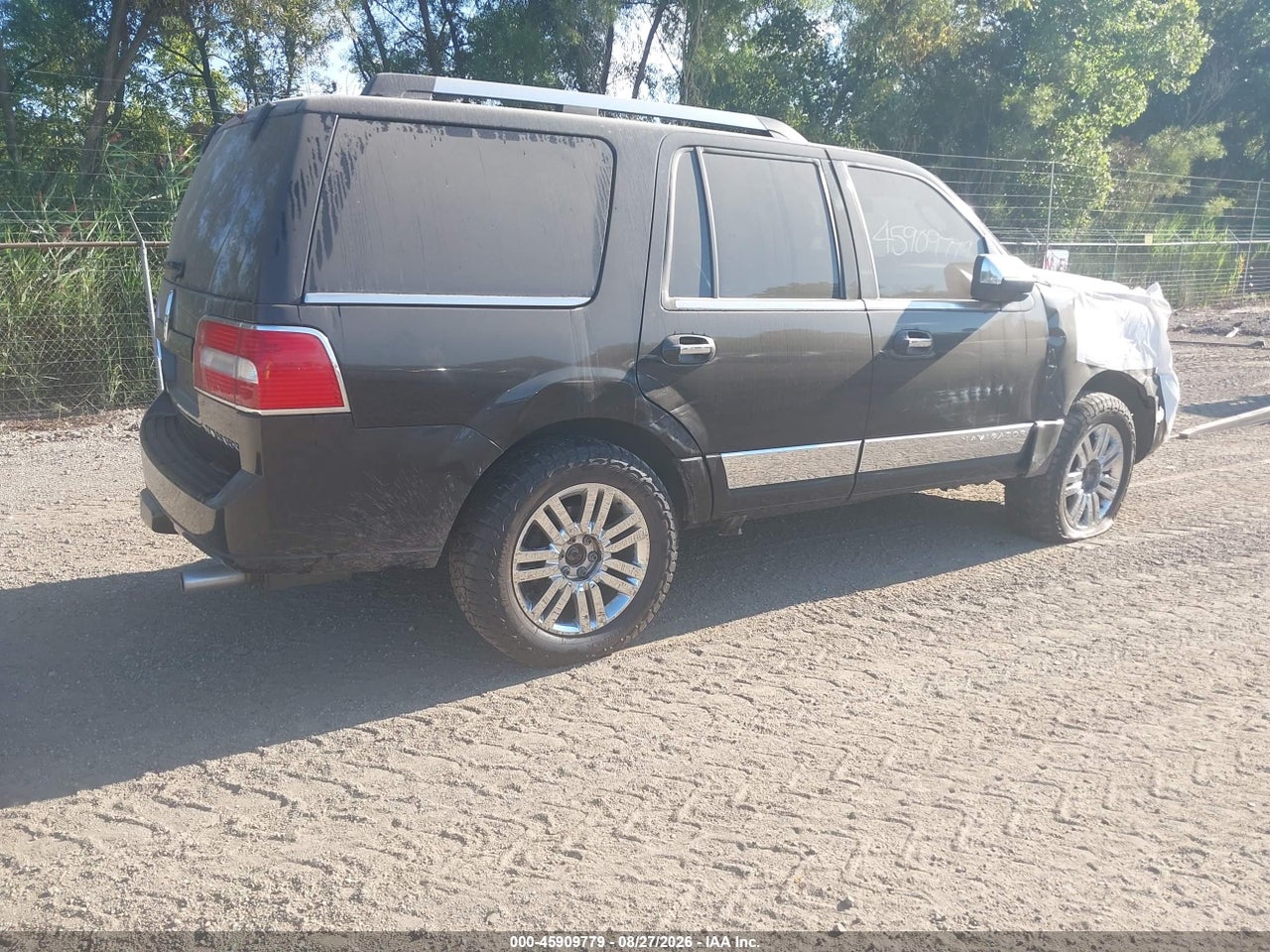 2007 LINCOLN NAVIGATOR ULTIMATE · 4/11