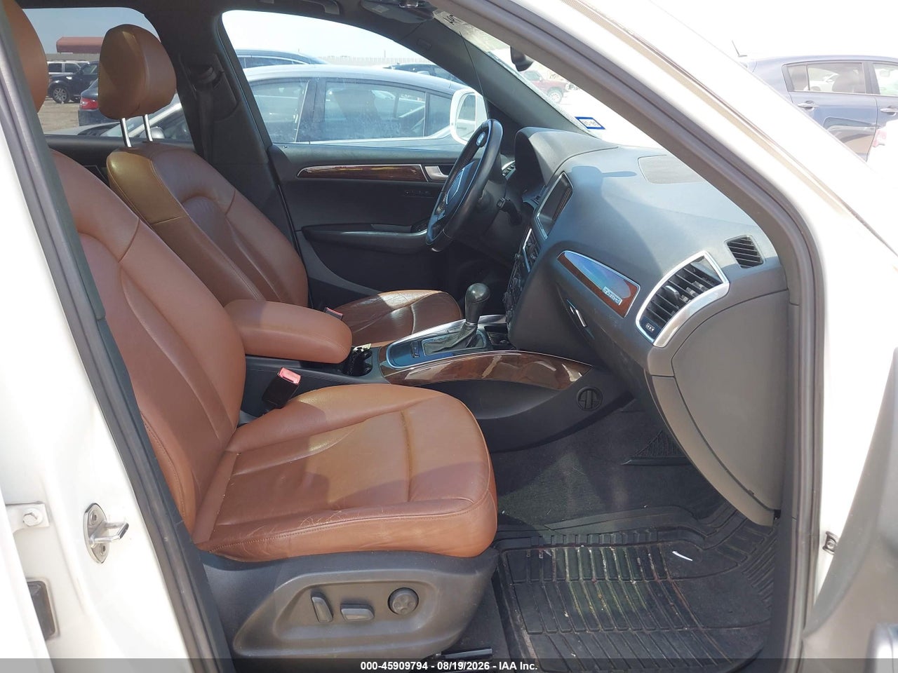 2012 AUDI Q5 2.0T PREMIUM · 5/11