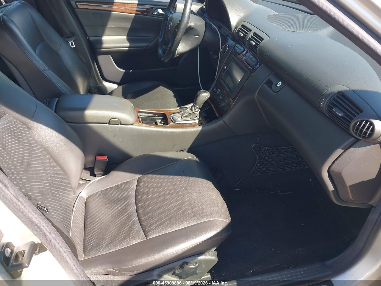 2004 MERCEDES-BENZ C 240   · 5/11