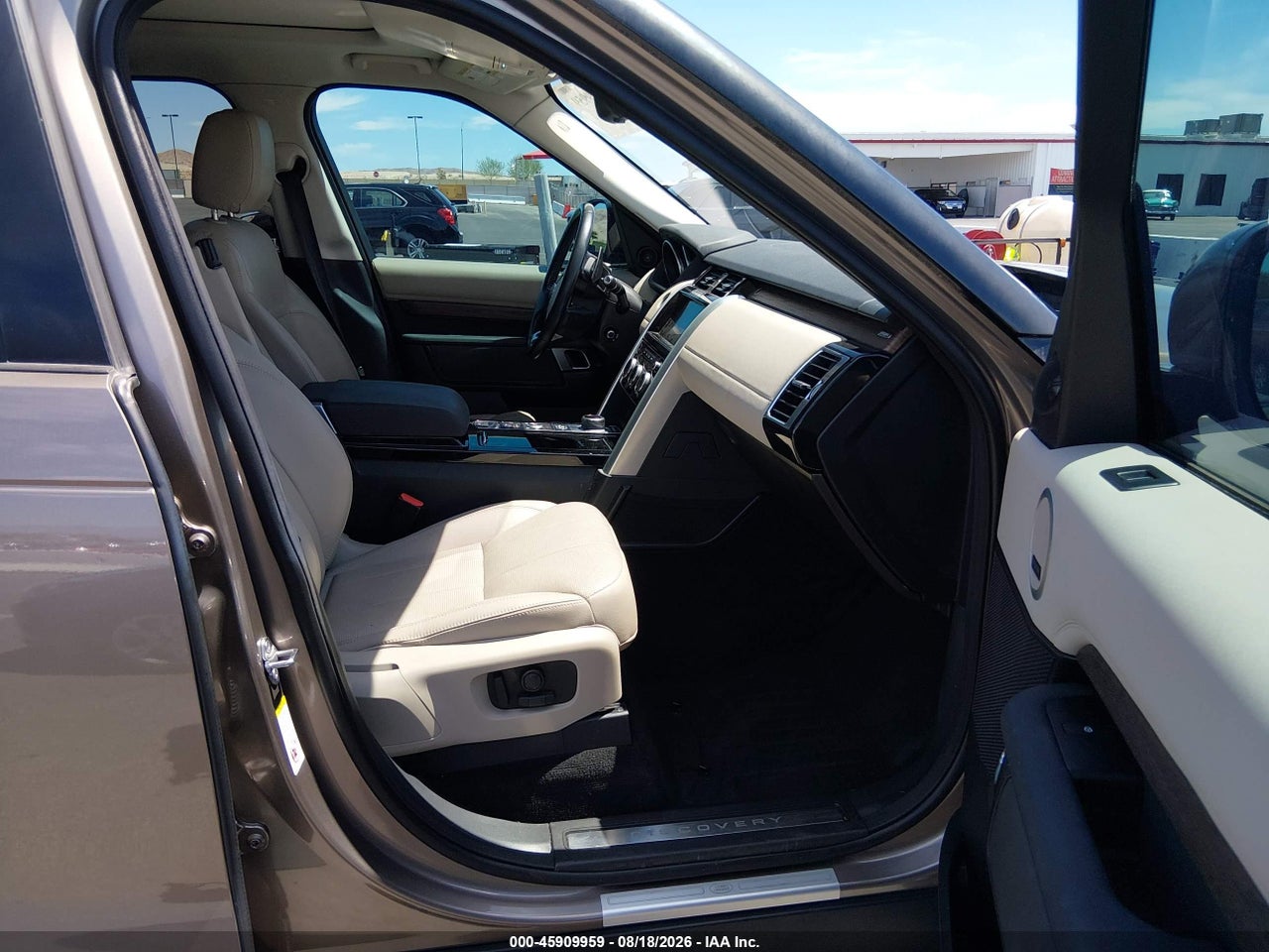 2017 LAND ROVER DISCOVERY HSE · 5/11