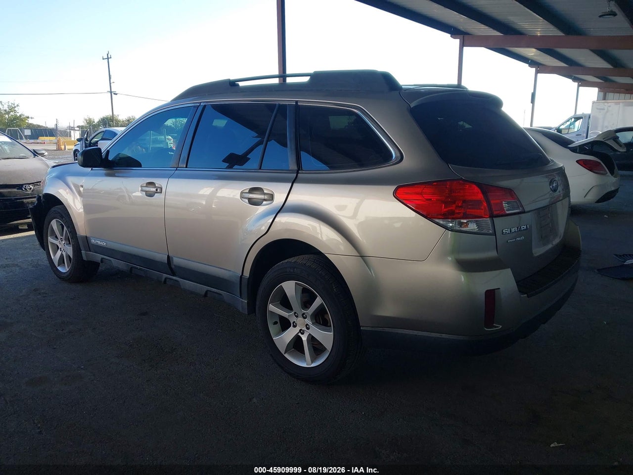 2014 SUBARU OUTBACK 2.5I · 3/11
