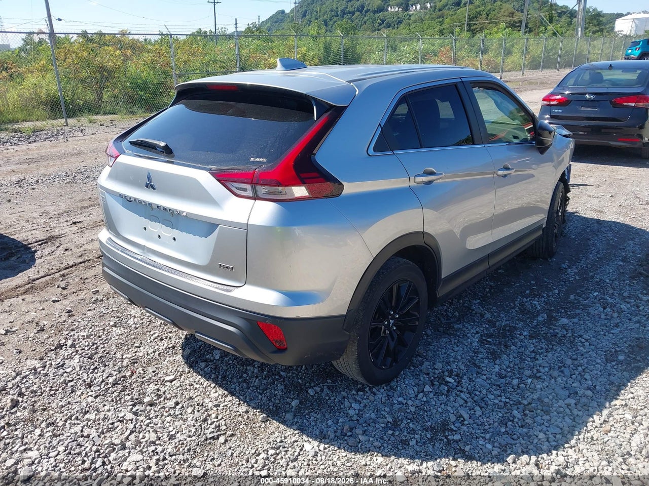 2023 MITSUBISHI ECLIPSE CROSS LE S-AWC · 4/11