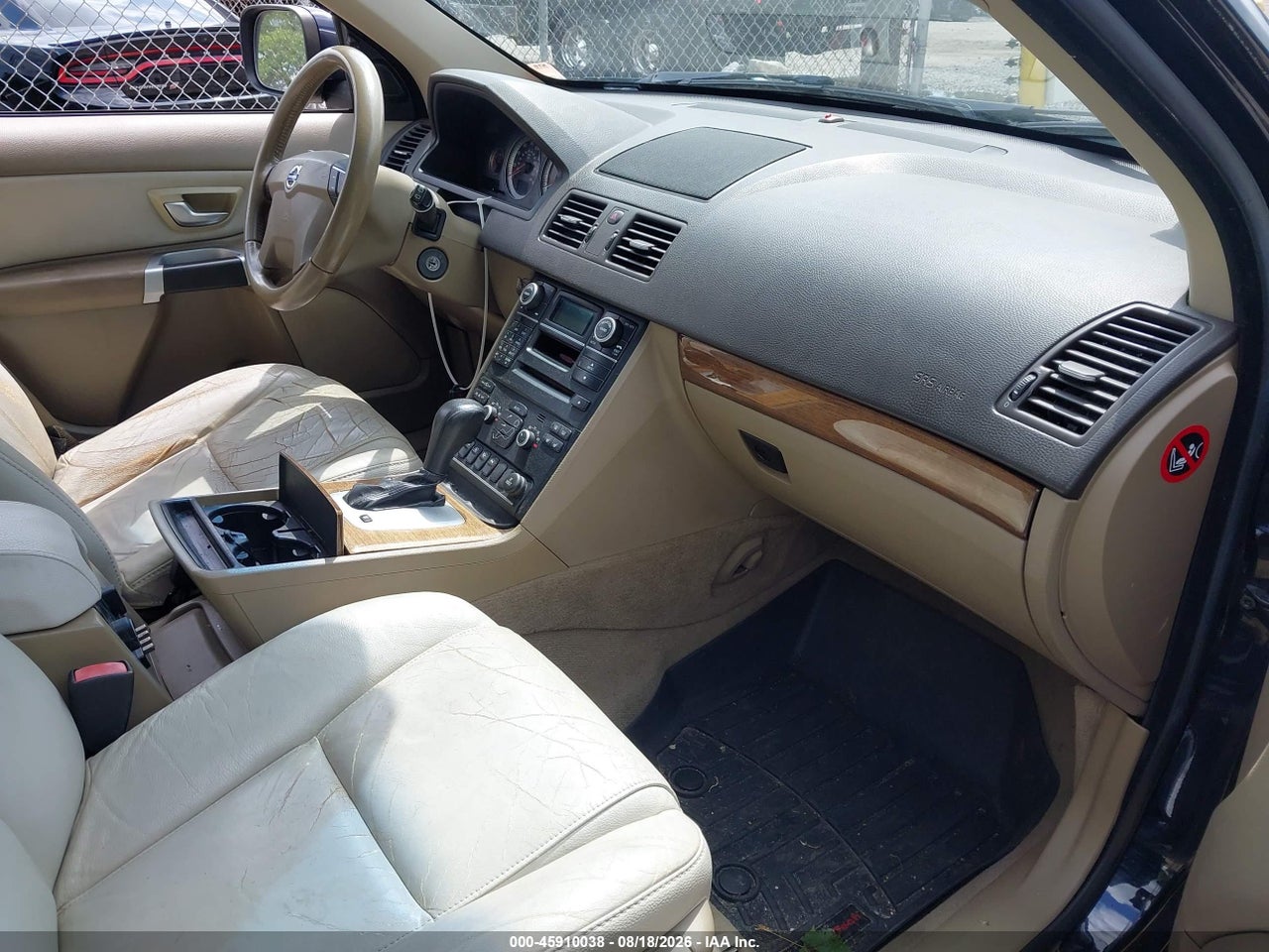 2011 VOLVO XC90 3.2 · 5/11