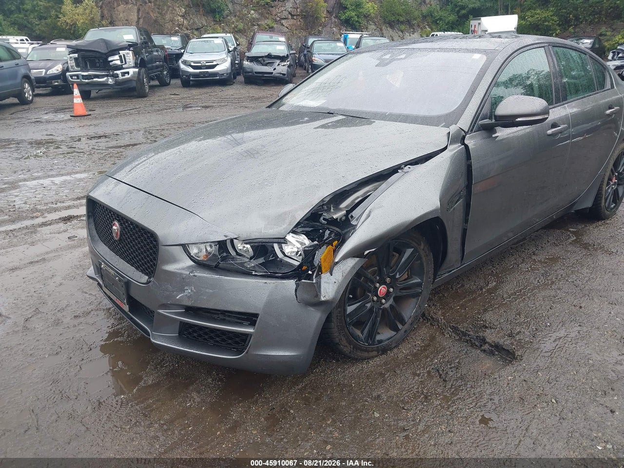 2018 JAGUAR XE 25T PRESTIGE · 6/11