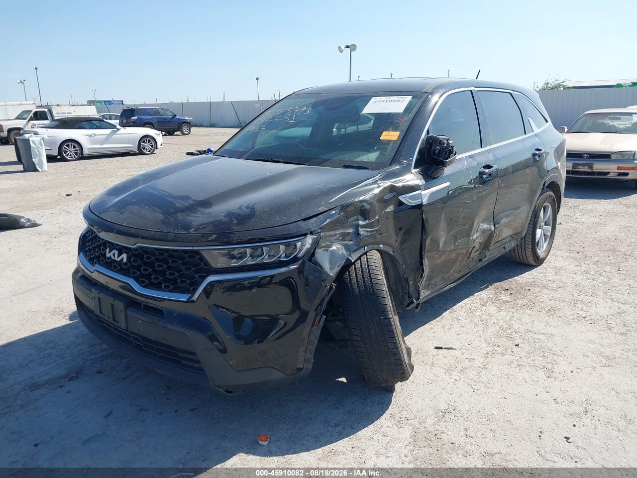 2022 KIA SORENTO LX · 2/11