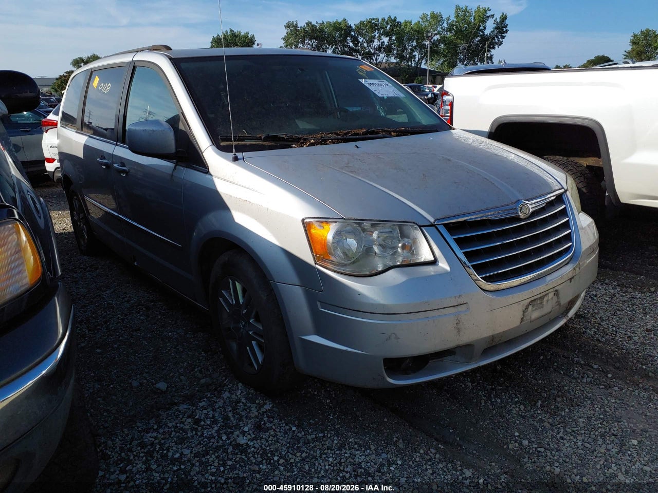 2A4RR5DX1AR****** · 2010 CHRYSLER TOWN &amp; COUNTRY TOURING