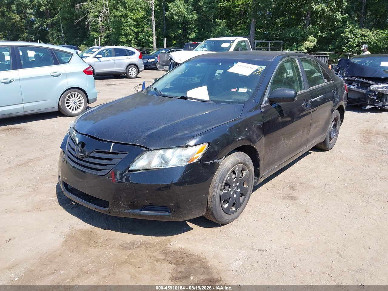 2010 TOYOTA CAMRY LE · 2/11