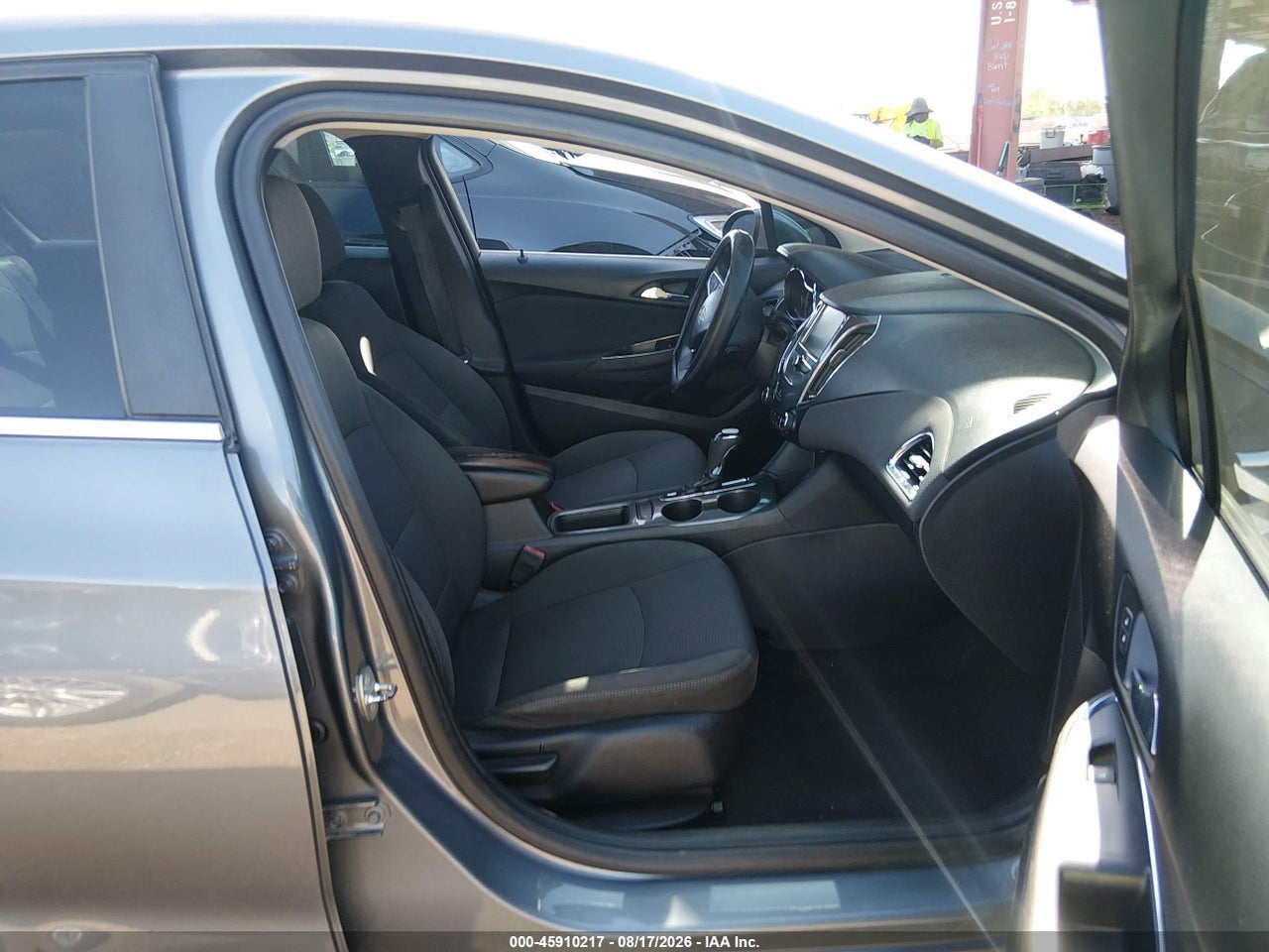 2018 CHEVROLET CRUZE LT AUTO · 5/11