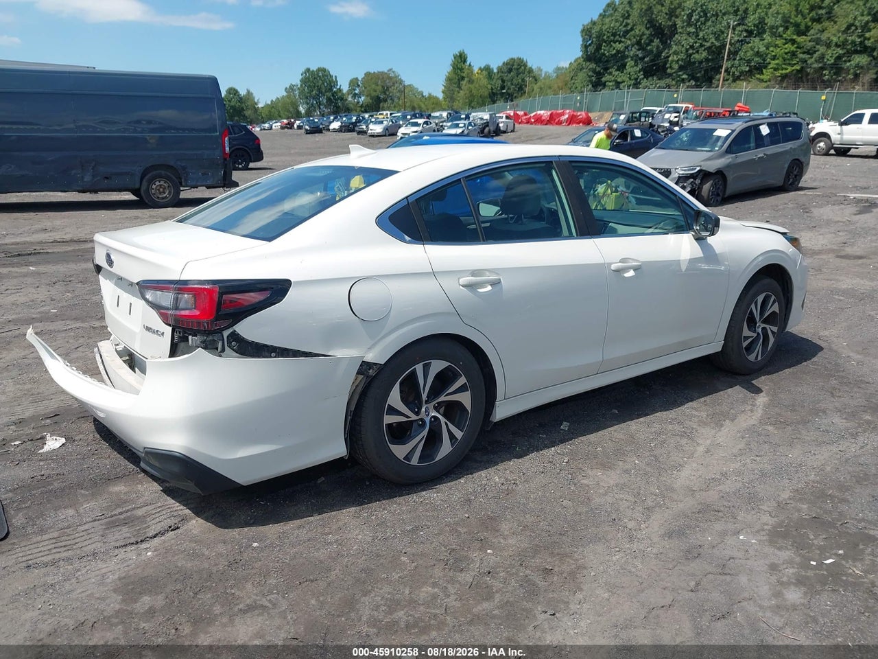 2021 SUBARU LEGACY · 4/11