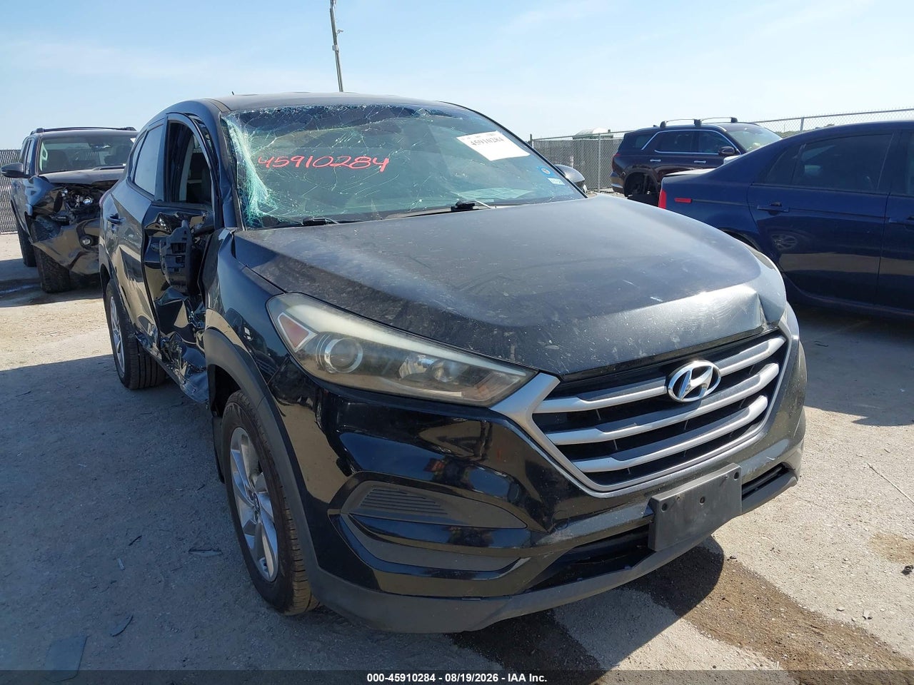 KM8J23A48JU****** · 2018 HYUNDAI TUCSON SE