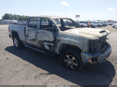 1GT12REY6KF****** · 2019 GMC SIERRA 2500HD SLT