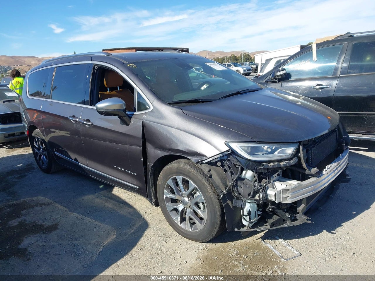 2C4RC1N78NR****** · 2022 CHRYSLER PACIFICA HYBRID PINNACLE
