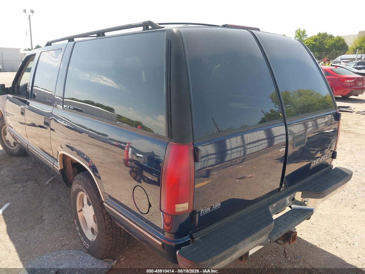 1999 CHEVROLET SUBURBAN LT · 3/11
