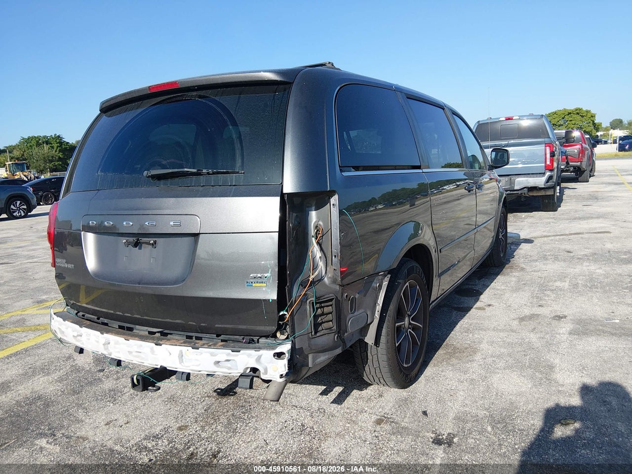 2017 DODGE GRAND CARAVAN SXT · 6/11
