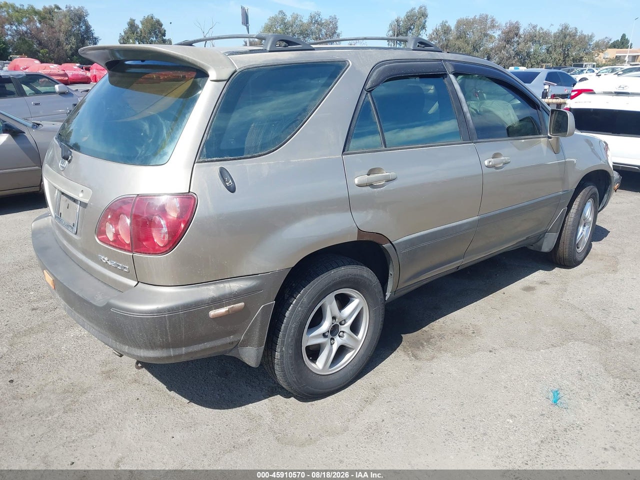 2000 LEXUS RX 300   · 4/11