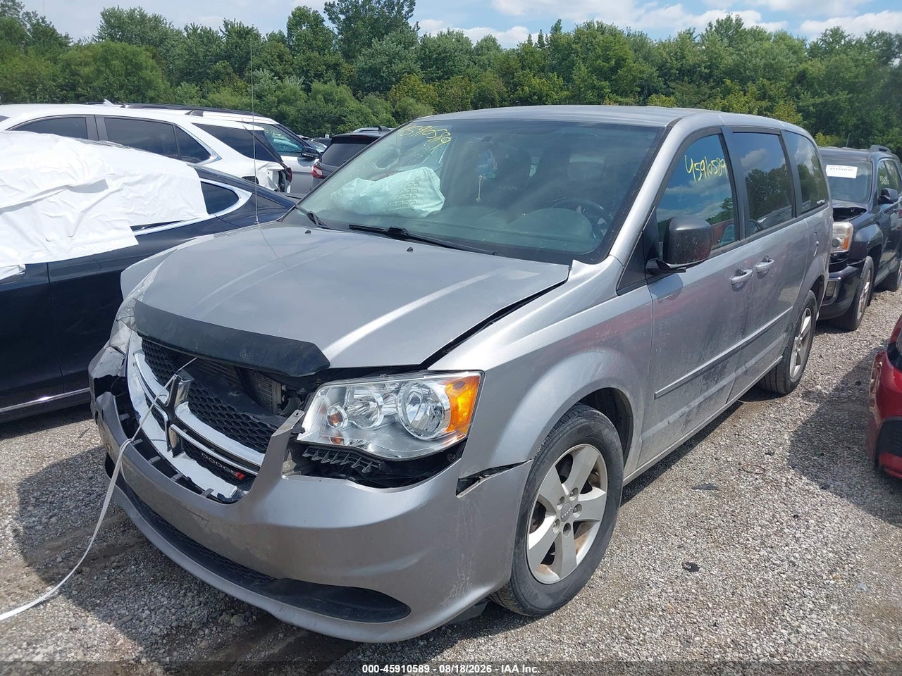 2016 DODGE GRAND CARAVAN SE · 2/11