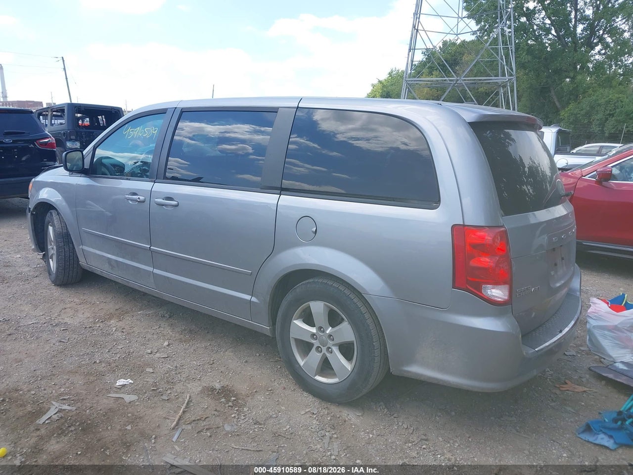 2016 DODGE GRAND CARAVAN SE · 3/11