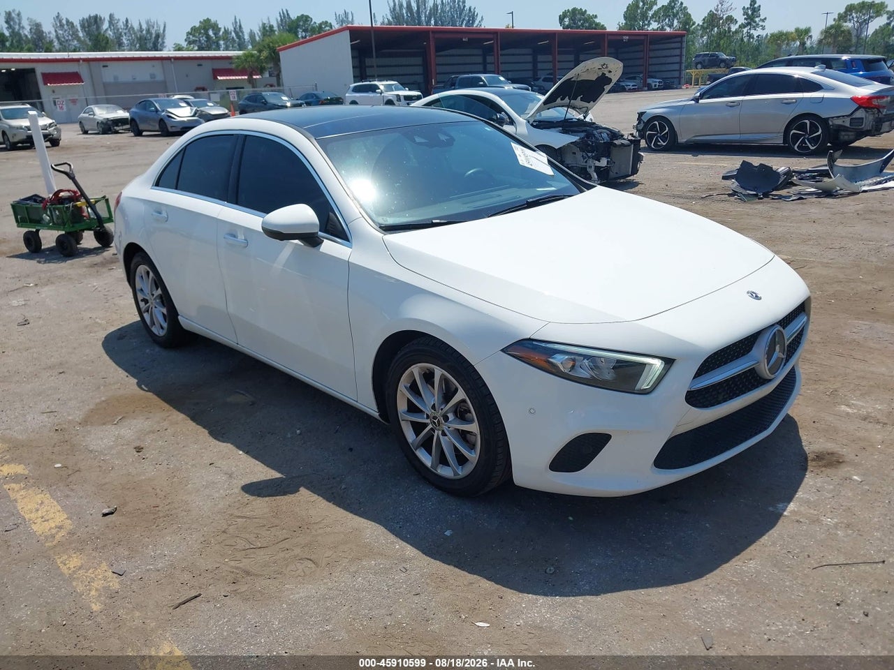 2020 MERCEDES-BENZ A 220   · 6/11