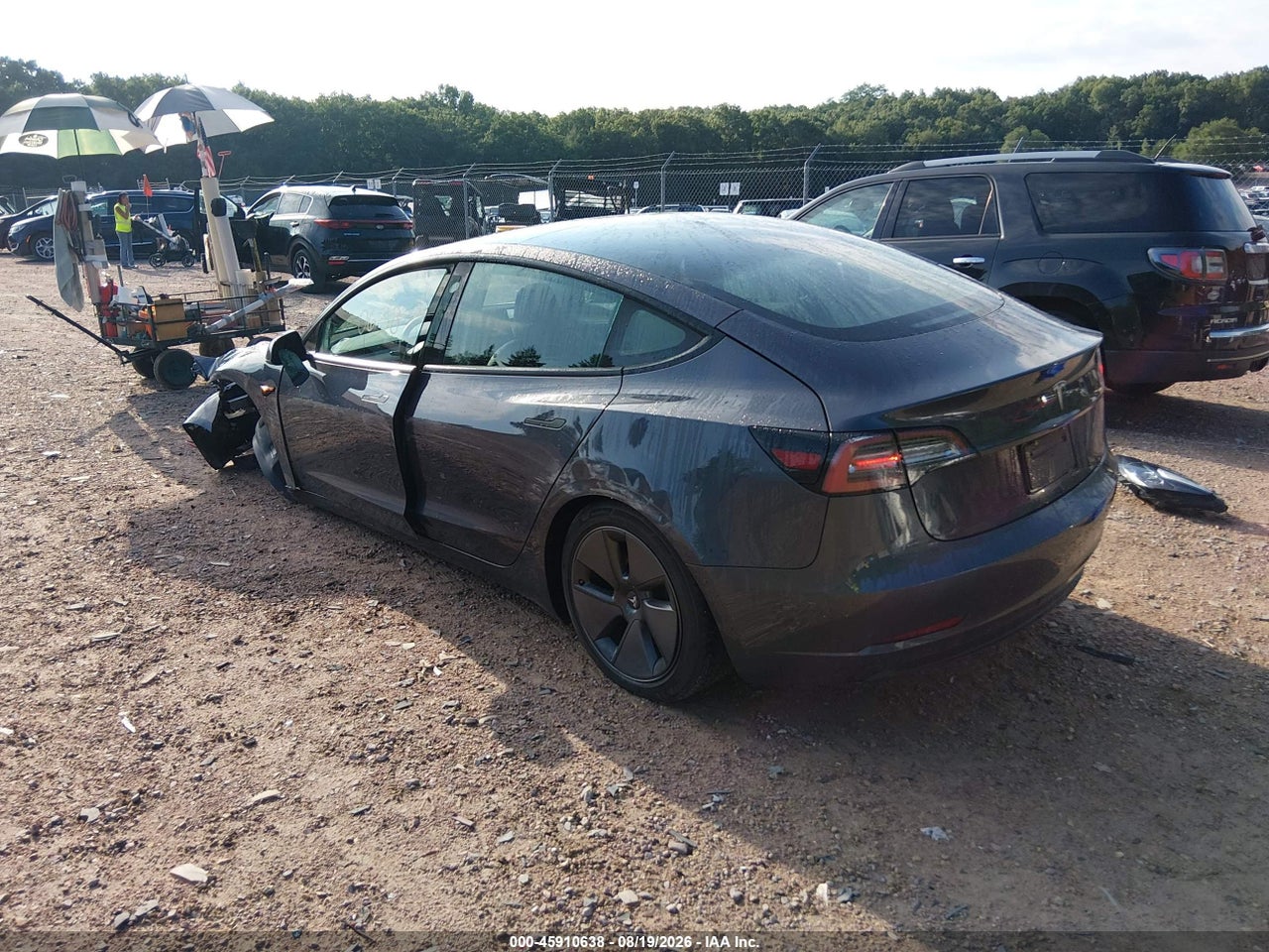 2023 TESLA MODEL 3 REAR-WHEEL DRIVE · 3/9