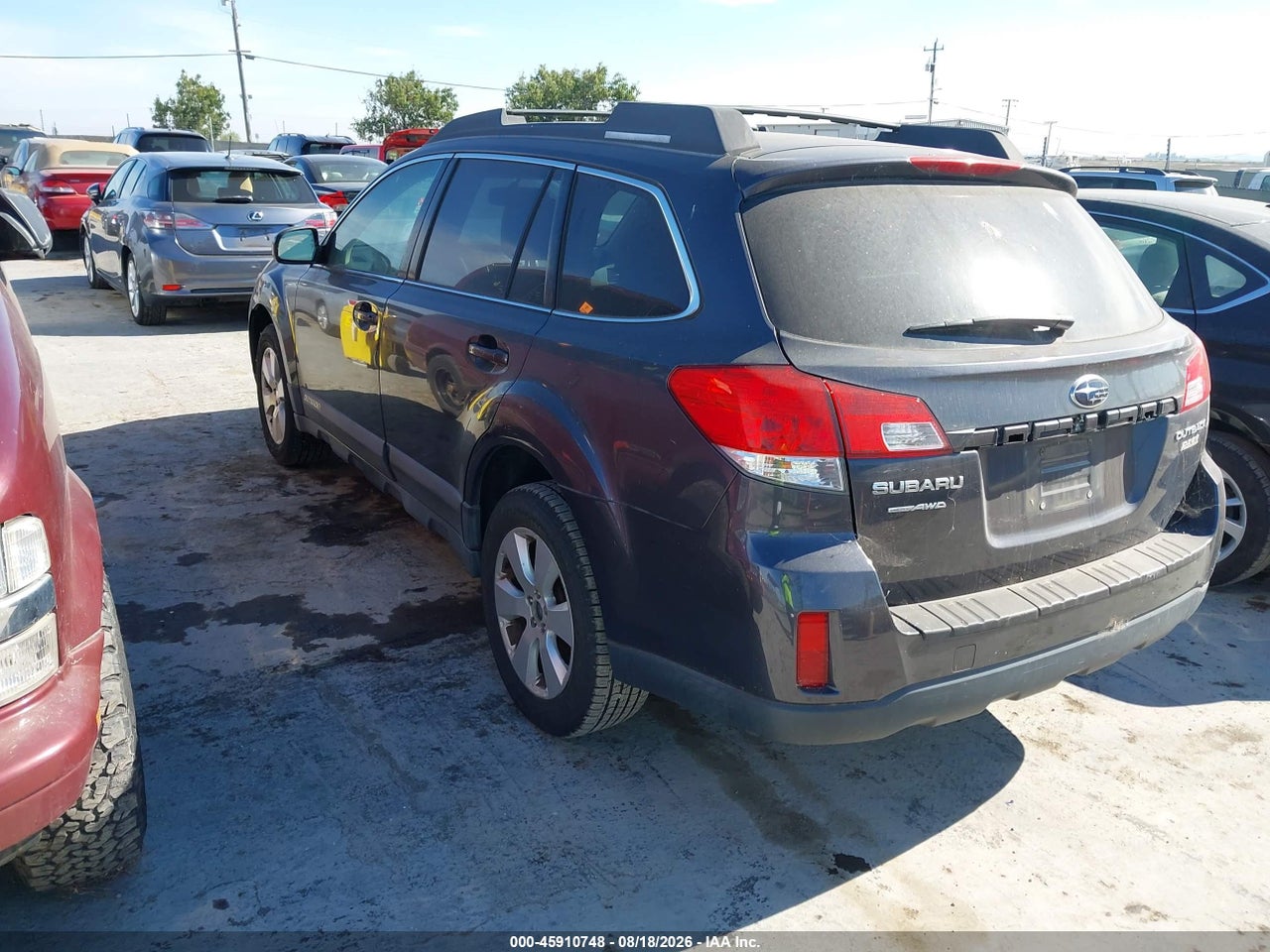 2010 SUBARU OUTBACK 2.5I PREMIUM · 3/11
