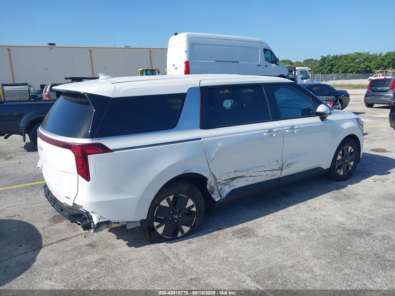 2027 KIA CARNIVAL   · 4/11