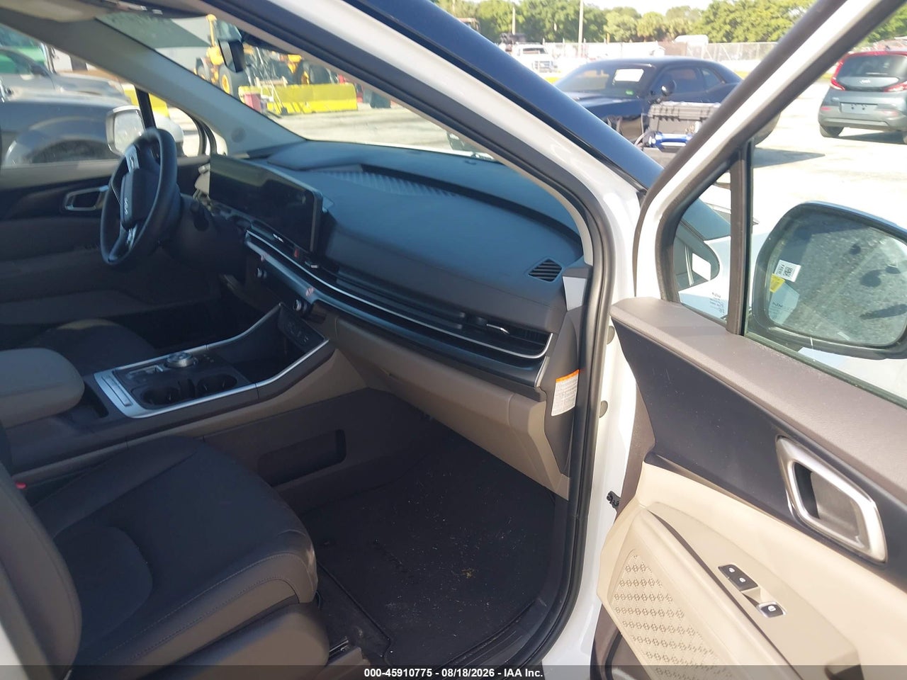 2027 KIA CARNIVAL   · 5/11