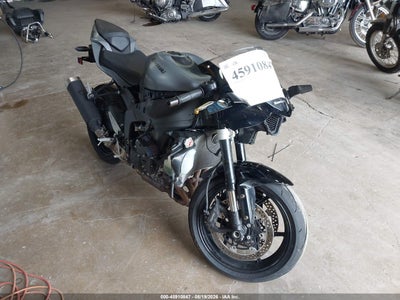 JKBZXJK13SA****** · 2025 KAWASAKI ZX636 K