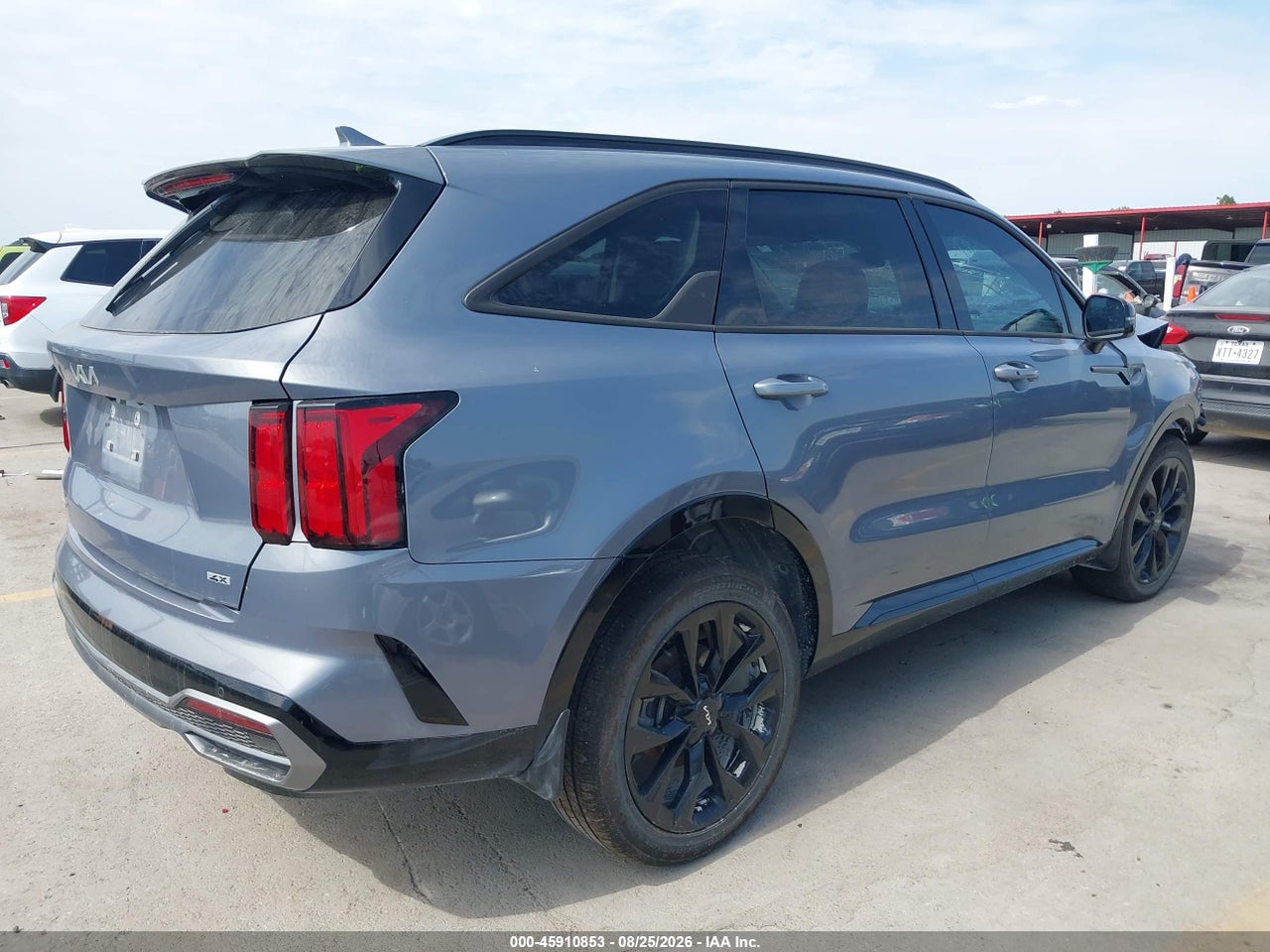2023 KIA SORENTO SX · 4/11