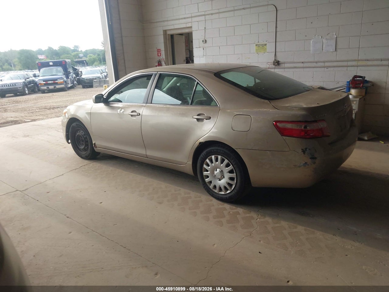 2009 TOYOTA CAMRY LE · 3/11