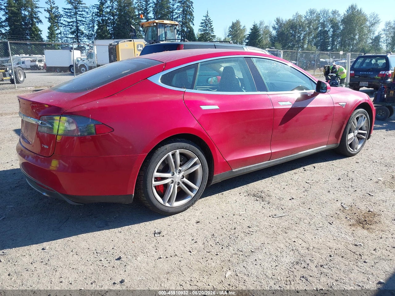 2014 TESLA MODEL S P85 · 4/11
