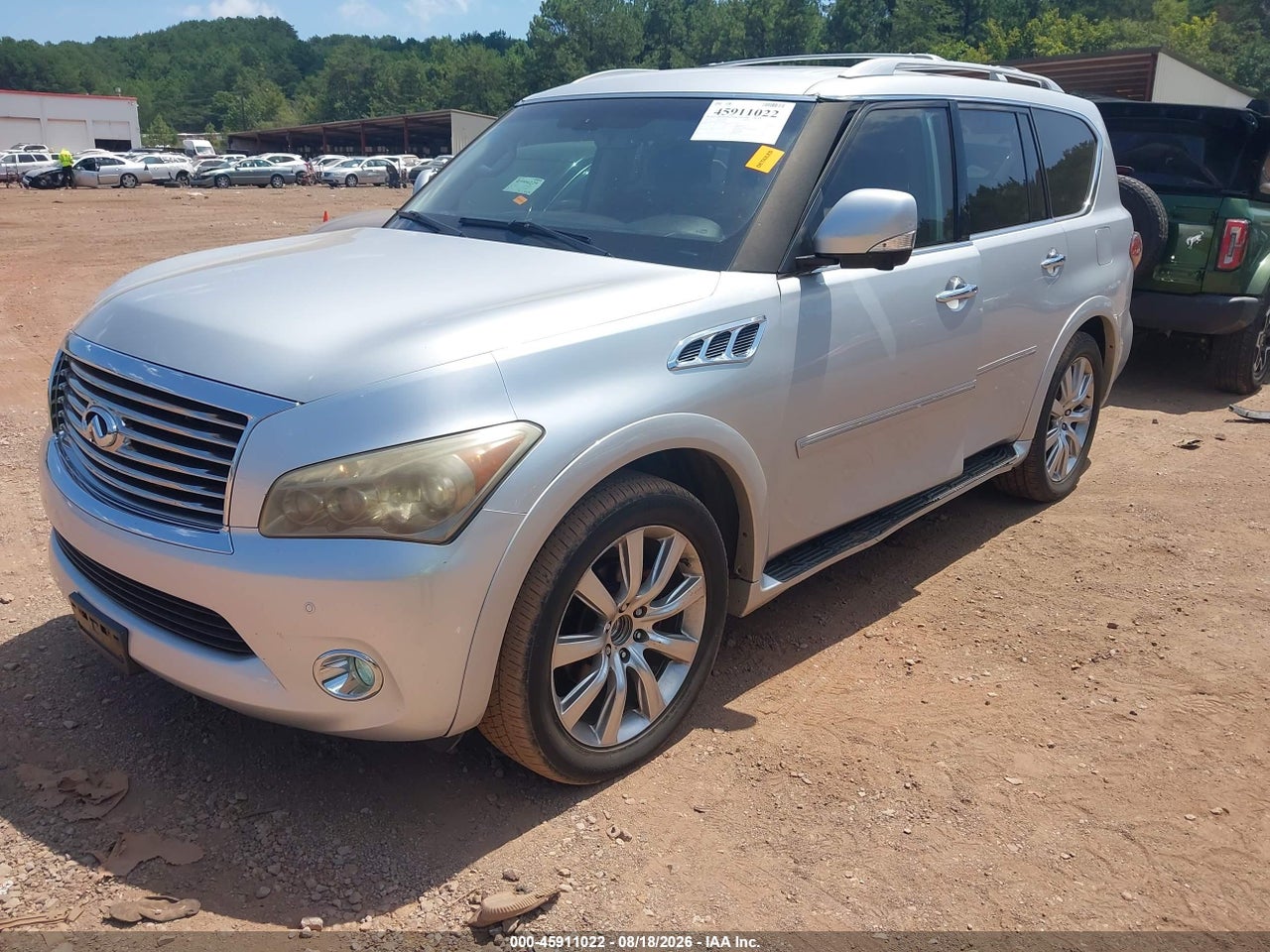 2012 INFINITI QX56 · 2/11