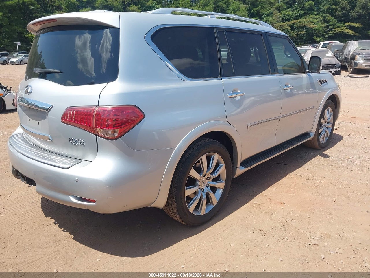 2012 INFINITI QX56 · 4/11