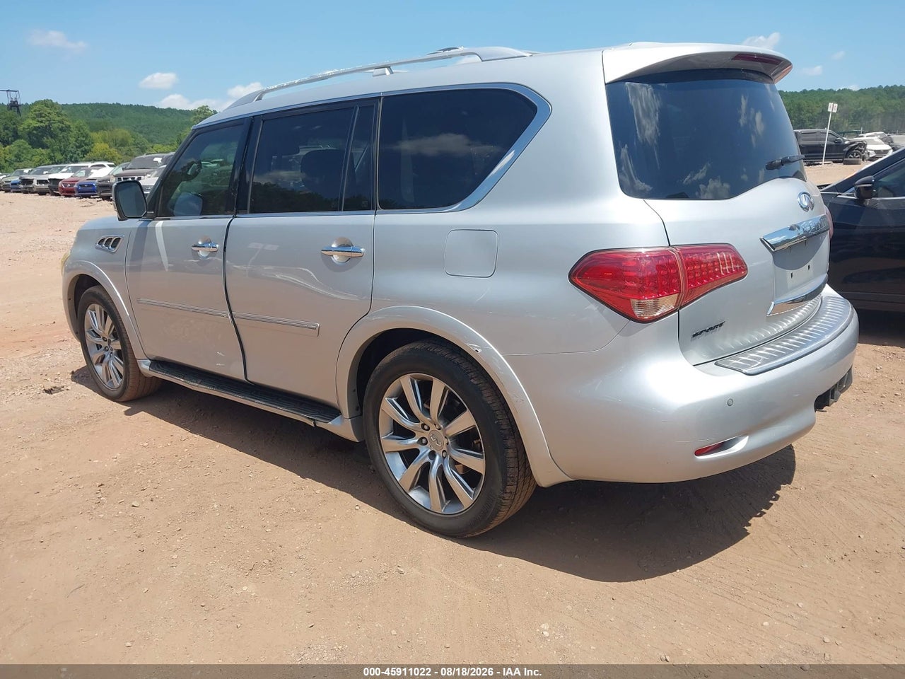 2012 INFINITI QX56 · 3/11