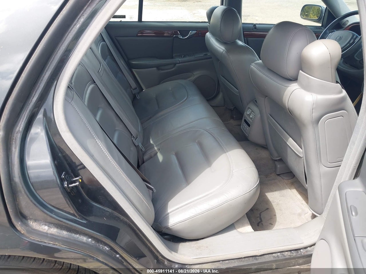 1G6KD54Y51U****** · 2001 CADILLAC DEVILLE STANDARD · 8/11